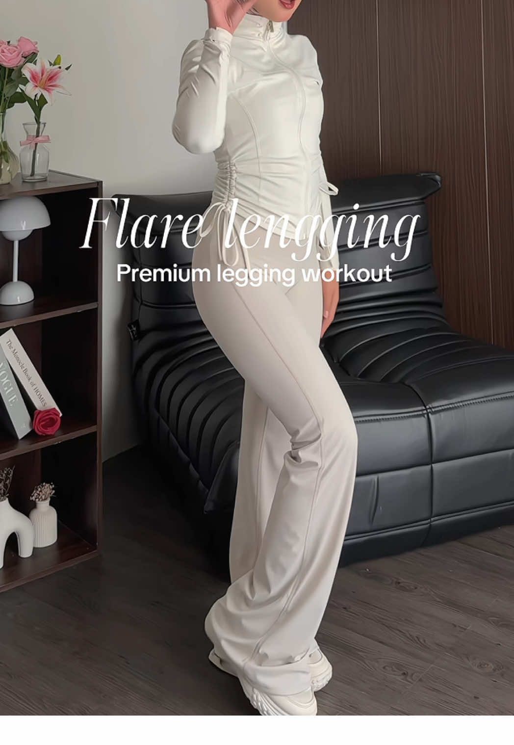 Super nyaman banget , beda ya kalau premium 😭🫶🏻 wajib punya kalian yang suka olahraga !! #flarepants #celanaolahraga 