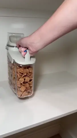 Dê uma olhada em Pote Hermético com Copo Medidor Bico Dosador Cozinha Mantimentos Lavanderia Multiuso por R$21,99 - R$56,99. Compre na Shopee agora! https://s.shopee.com.br/1gArVEpKCb