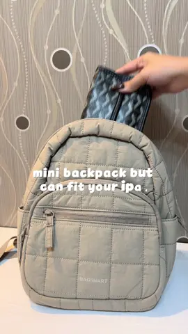 “Design minimalis, fungsi maksimal. Bagsmart cocok untuk kamu yang aktif!” #Bagsmart #MinimalistBag #ActiveLifestyle #TasModern #smartchoice 