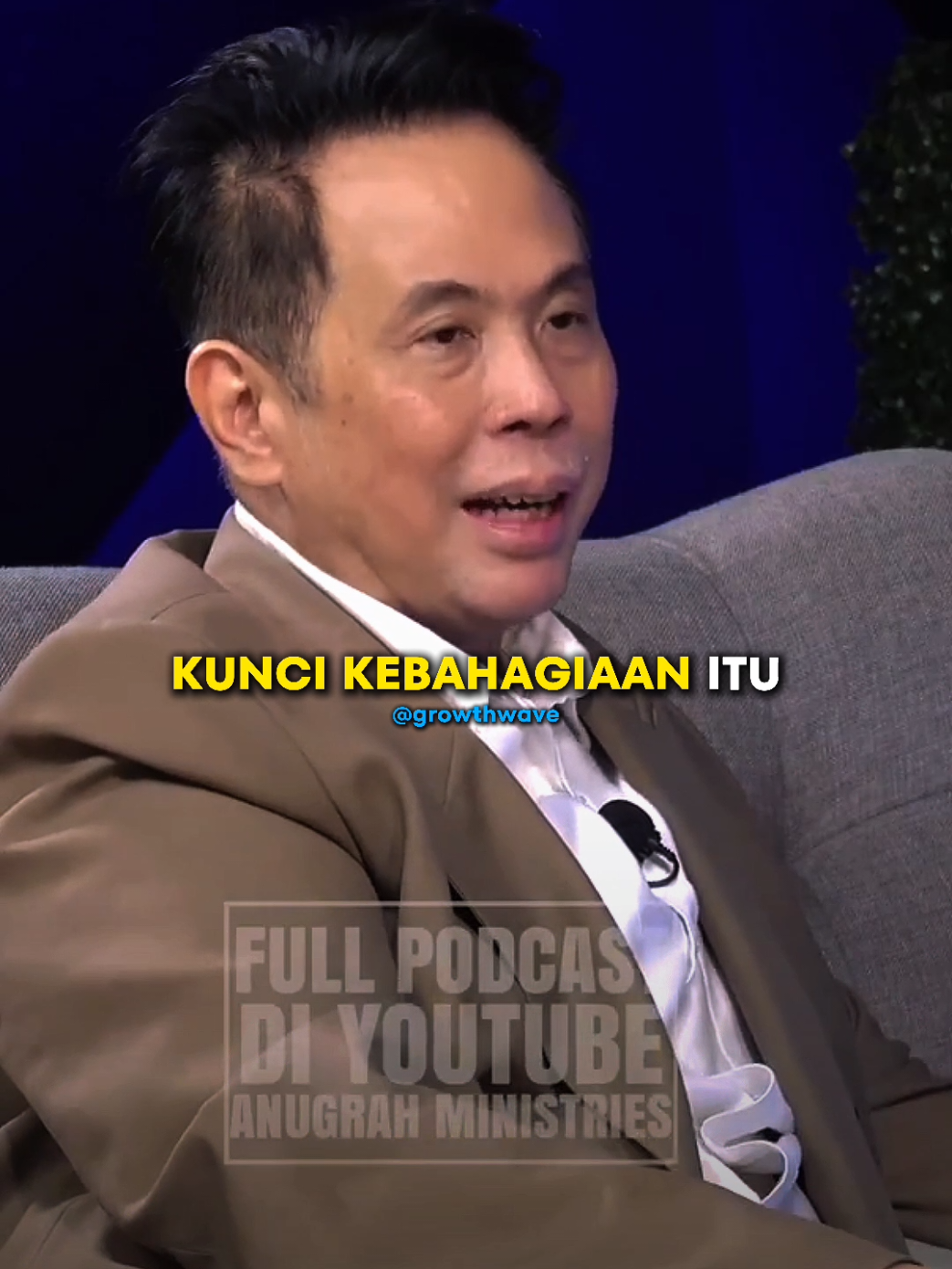 Kunci kebahagiaan itu adalah dengan menurunkan ekspektasi kita dan terus mencoba yang terbaik | #ishakchandra #kebahagiaan #motivasihidup  #buzzerclipping #BuzzICClip1  @Ishak Chandra  @trybuzzer  BZ-2025-28F6CD