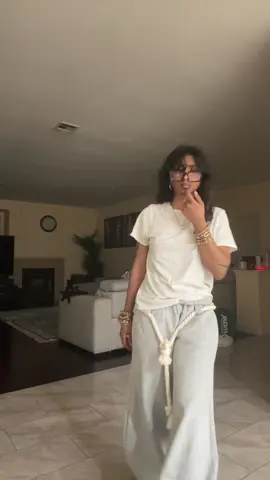 BOW BOW BOW who did that…. #fyp #viral #blowthisup #rahtitouillee #dance 