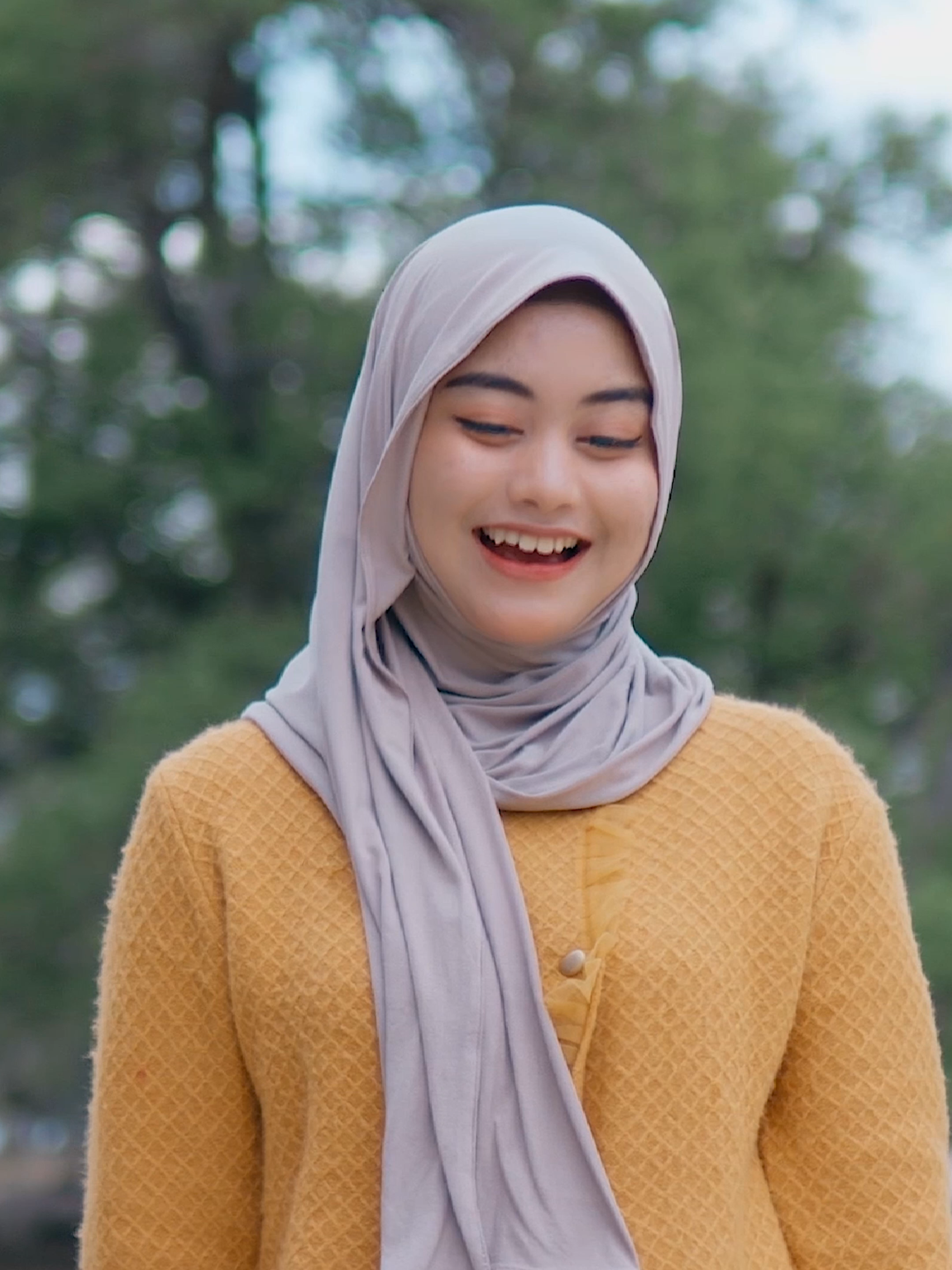 Seringgit dua ringgit jangan ditawar abang.. 😊😊  #cutrani #fransariesta #minangtiktok #laguminang #aceh #acehviral #slowrock #slowrockmalaysia #lagumalaysia #laguhits #laguviral #cintajanganditawar #remix #lagudj #dj #jj #seringgitduaringgit #dilihatbolehdipegangjangan #Fransariesta #Frans