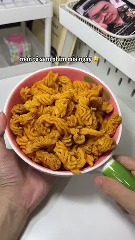 Món tủ xem phim mỗi ngày của tuiii vừa ăn vừa xem phim nó cuốn #snackraumuc #snacktuoitho #xh #viral #anvat 