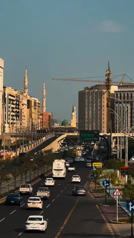 وعن أُسامَة رضي الله عنه عن النَّبيّ ﷺ قَالَ: ( قُمْتُ عَلَى بابِ الْجنَّةِ، فَإِذَا عامَّةُ مَنْ دخَلَهَا الْمَسَاكِينُ، وأَصْحابُ الجَدِّ محْبُوسُونَ غيْر أَنَّ أَصْحاب النَّارِ قَدْ أُمِر بِهِمْ إِلَى النَّارِ، وقُمْتُ عَلَى بابِ النَّارِ فَإِذَا عامَّةُ منْ دَخَلَهَا النِّسَاءُ ) متفقٌ عَلَيهِ #عبدالمحسن_القاسم#اكسبلور#foryou#fyp#foryoupage