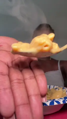 My favorite hyper fixation meal! Mac and cheese!  #Foodie #mukbang #eatingshow #vegan #macandcheese 