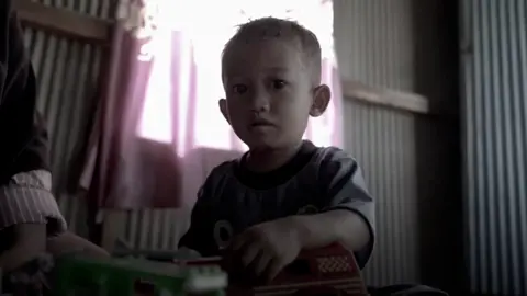 Program Makan Bergizi Gratis bukan sekadar memberi makan. Ini adalah investasi besar untuk masa depan anak-anak Indonesia. 🇮🇩✨ Dari penurunan stunting, peningkatan fokus belajar, hingga menggerakkan ekonomi rakyat—semua bergerak bersama. Petani, sekolah, dan anak-anak… kita semua terhubung dalam satu tujuan: mewujudkan generasi sehat dan kuat. 💚🌱 Seperti pesan Presiden RI Prabowo Subianto: ➡️ Selamatkan anak-anak kita, kuatkan ekonomi bangsa. Bangga menjadi bagian dari perjalanan besar ini. #MakanBergiziGratis #MPG #SPPG #BanggaSehat #IndonesiaMaju @SPPG BANGKALA III MAKASSAR @badangizinasional 