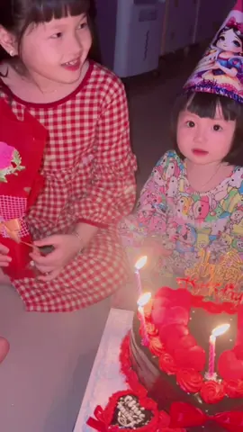 Món quà vô giá của mami ♥️#xuhuong #embe #embedangyeu 