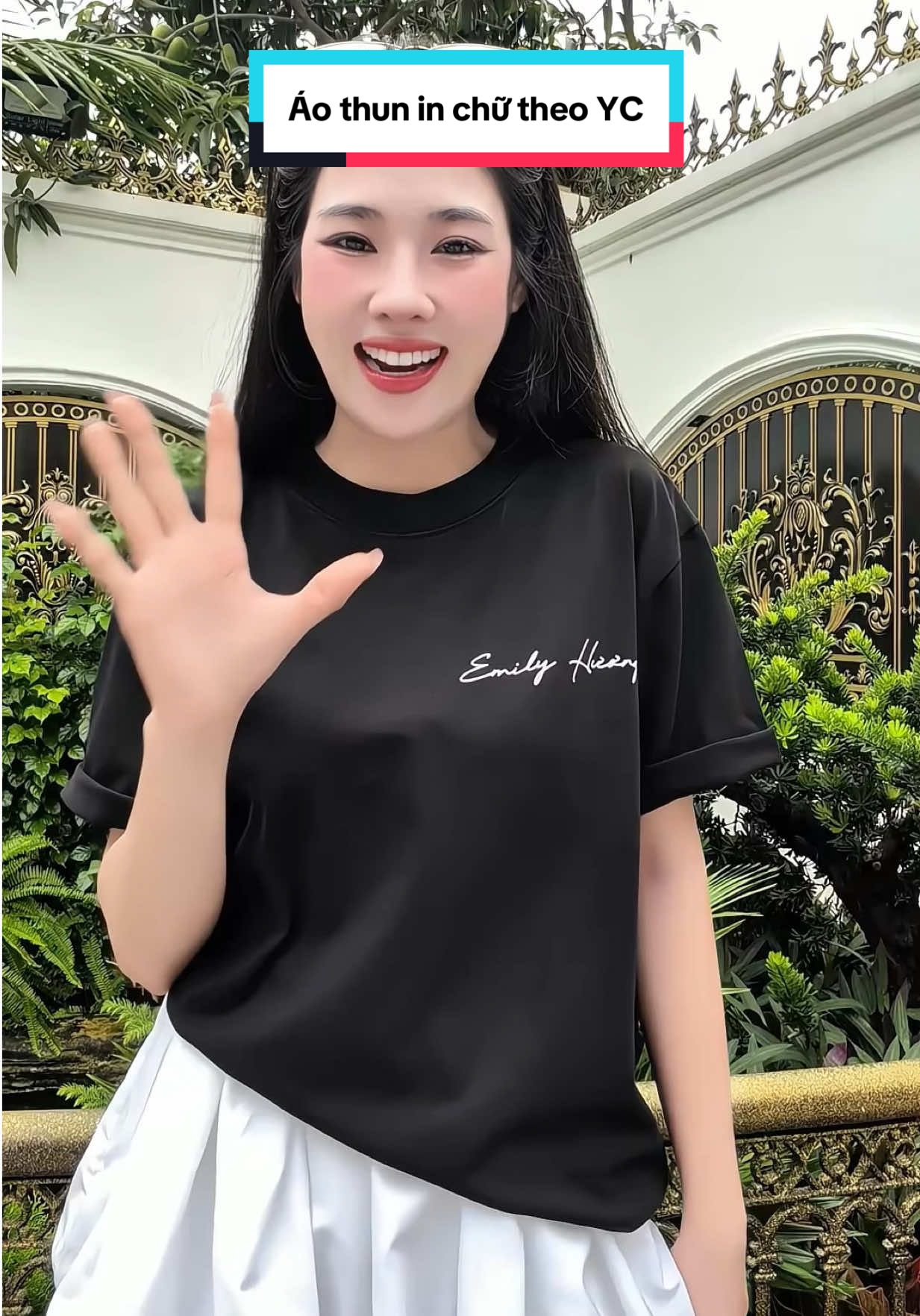 In chữ in hình với người iu thì cưng khỏi nói nha #emilyhuong  #aothuninchu #thoitrangnu #myoutfit 