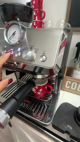 Good Morning , empezando semana #workingmom #decorador #smallcontentcreators 