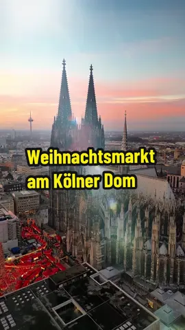 Ab heute sieht es vor dem Kölner Dom wieder so aus, denn der Weihnachtsmarkt öffnet!🎄🥰 Habt ihr schon euren ersten Glühwein getrunken?  📸 instagram.com/dinoleandros #köln #cologne #weihnachtsmarkt #dom #kölnerdom 