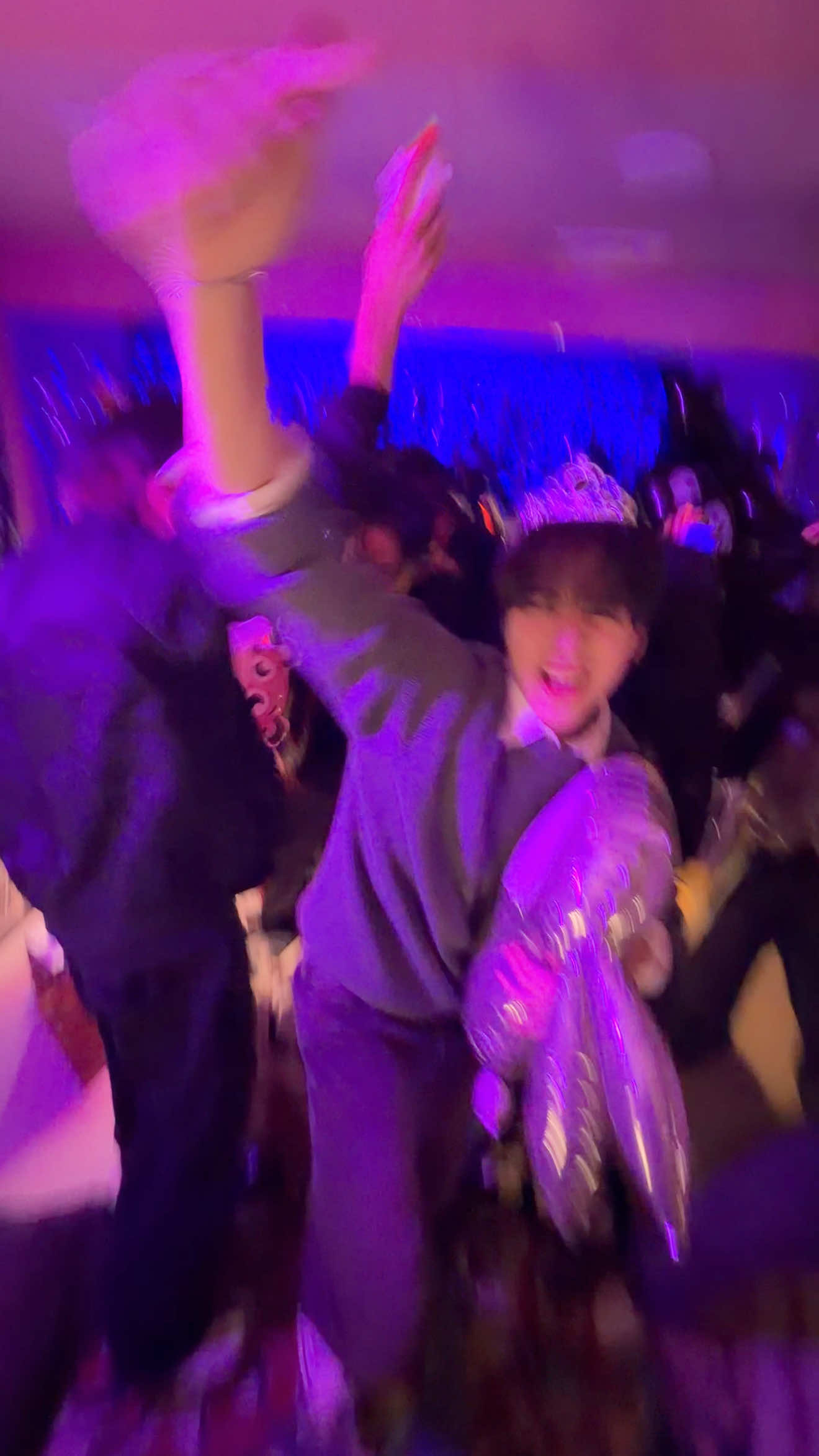 태이니원✌☝ #idntt #아이덴티티 #アイデンティティ #unevermet #최태인 #choitaein 