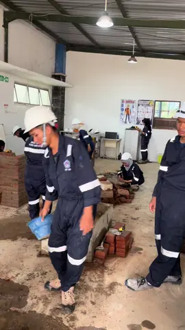 jan radwe gengsi 😚#apaitugensi #gengsi #tekniksipil #sipil #sipilengginering #manajemenkonstruksi #sipilindonesia #fypシ 