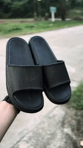 #รองเท้าแตะแฟชั่น #รองเท้าแตะพื้นนุ่มใส่สบาย #รองเท้าแตะแบบสวม 