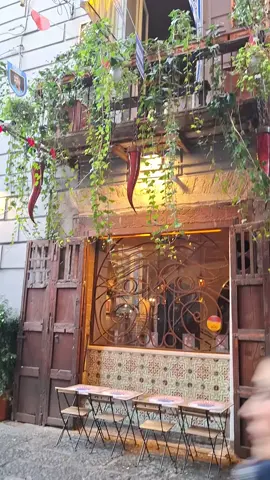 casa vacanza HOME 🏚 ROMANELLO via duomo nel 💙 di napoli centro storico per info PVT 