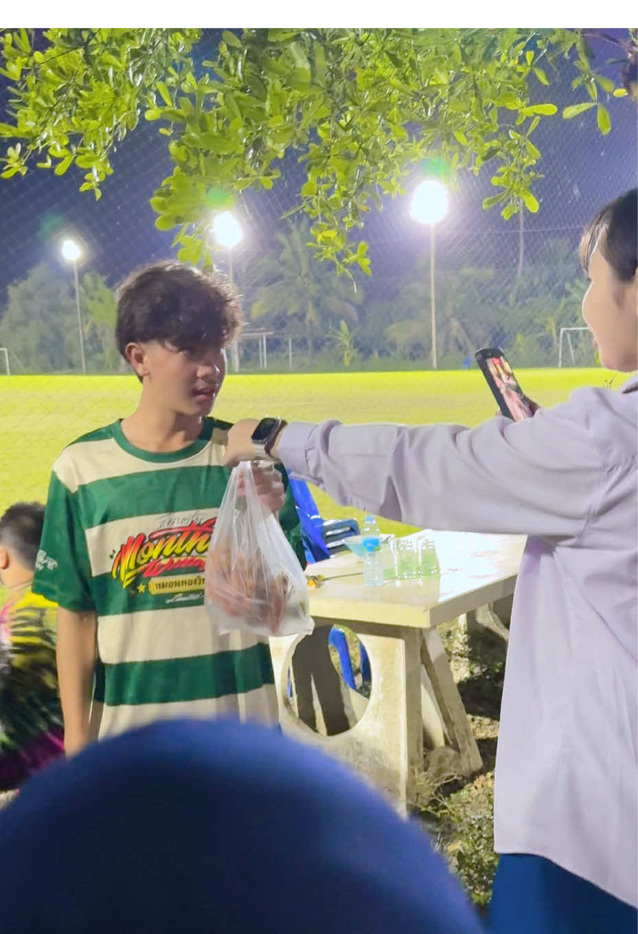 ตัวเองอดได้แต่ผู้ชายต้องอิ่มเชื่อแม่5555 😂😂😂  (พี่เตชอบกินกุ้ง🦐🦐) #หรั่งหมอนทอง🇳🇬🇳🇬  #หมอนทองวิทยา🇳🇬  #เตวรากร 