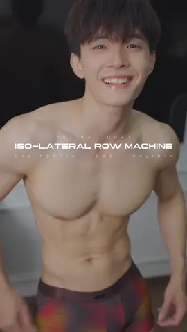 ISO LATERAL ROW MACHINE #tringuyen #trihayquay #gym #pt #boy @Trí Hay Quay 