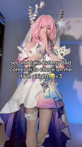 you can hear him go “minden rendben?” 😭🩷 #cosplayproblems #cyrene #HonkaiStarRail #hsrcosplay #honkaistarrailcosplay #cosplayfail  #hsrcreators #cosplaycostume #germancosplayer #hsredit #foryoupage❤️❤️  