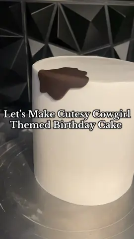 Completely Edible Cutesy Cowgirl 🤠 Themed Cake by Me 🙋🏽‍♀️.  #motasteekakes #baketok👩‍🍳 #fypシ゚viral #happybirthday #foryoupage 