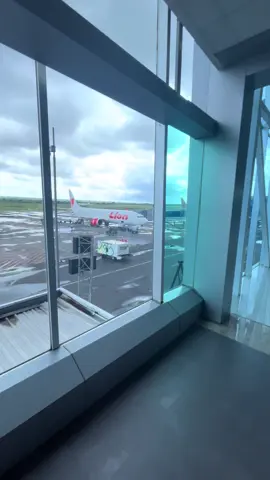 Buat prank temen kalian #mentahan #bandarasoekarnohatta #naikpesawat #fyppppppppppppppppppppppp 