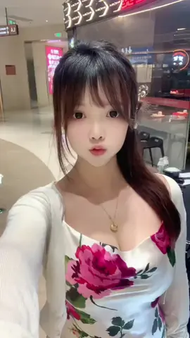 no'body is perfect #nobodyisperfect #ForYou #TikTokDance #FYP #viral #viralvideos #FYP #DanceChallenge #TikTokDance #USA #Europe #ForYou #DancerFromAsia #EspressoDance #GlobalVibes #trendy #drunktext 