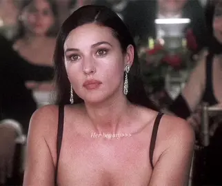 Monica belucci 😍🖤🛐 #monicabellucci #monicabelucciedit #devacasseledit #fyp #viral 