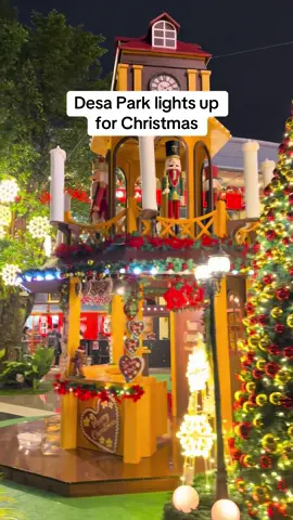 Desa Park lights up for Christmas 🎄 