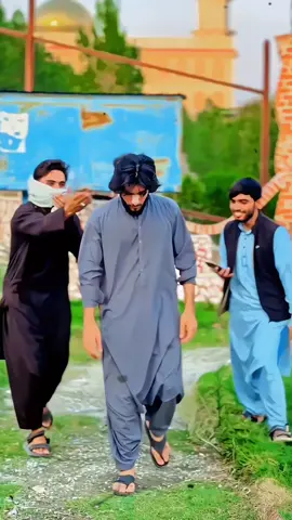 سخت می درته خراب کړل😜😃 #funny funny😃😂#1mviews #foryou #foryoupage #fypシ゚viral @👑LAGHMAN_STAR👑 @👑SK_ KHAN👑 @Abdullah Haqiqzai 🦅