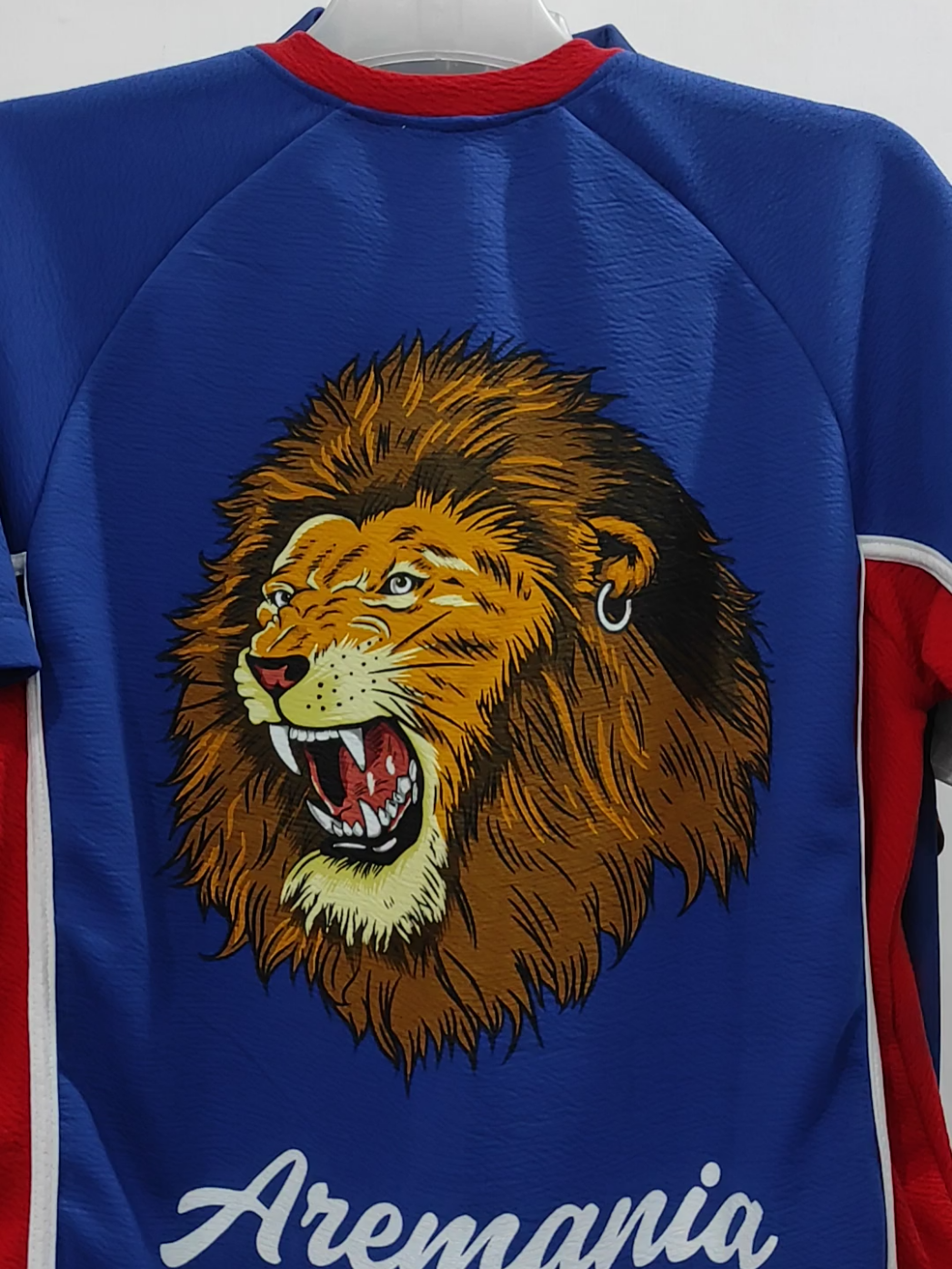 Koleksi jersey ongis giwangan aka singa bertindik 🦁🇨🇱 #aremania #crazylion #aremafc #aremaindonesia #jerseykainjeruk 