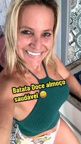 Preparando o almoço 🥗 em casa 🏠 cardápio batata doce saudável salada 🥗 segunda feira maravilhosa 