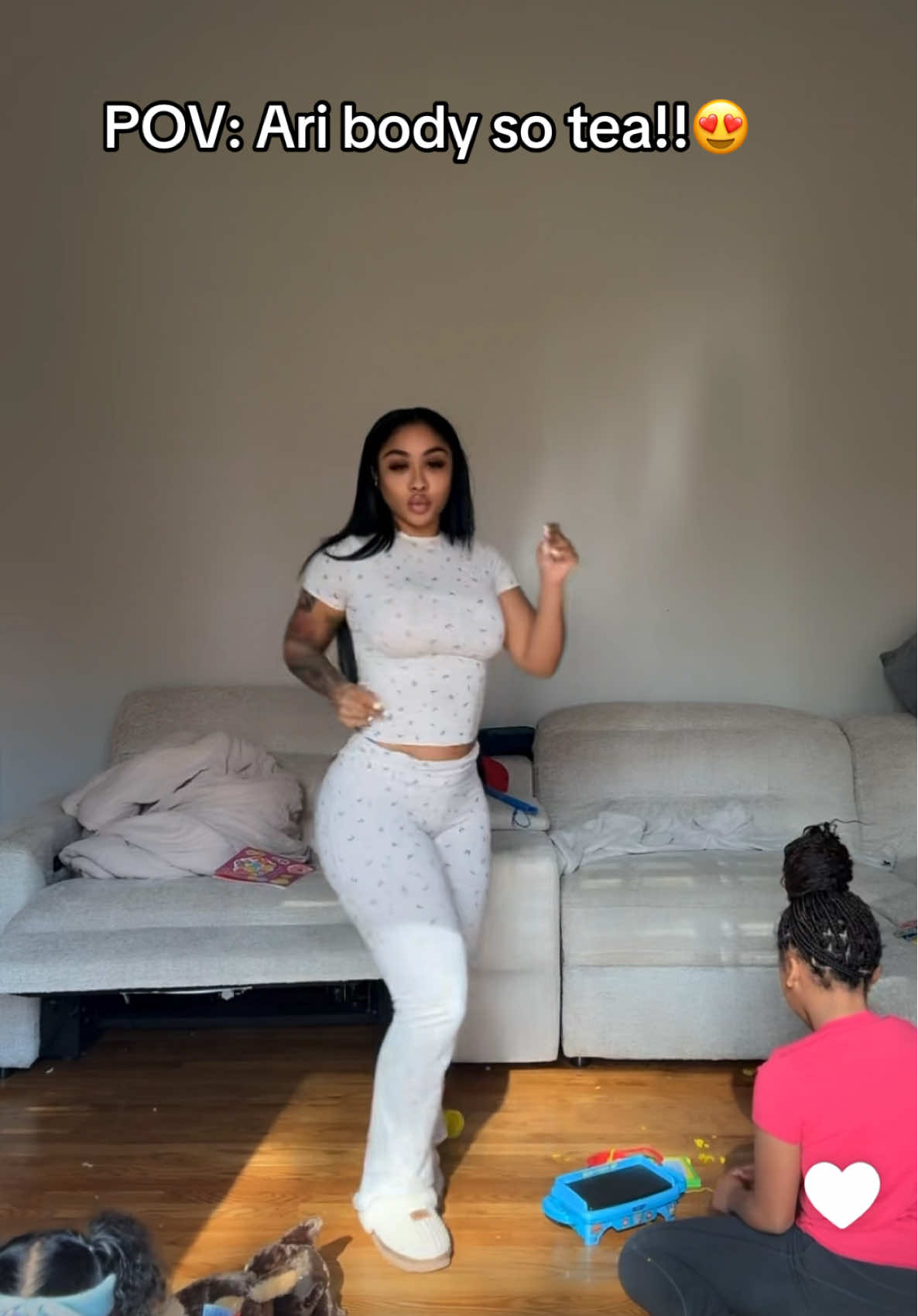 Her body is soooooooo tea!!!🥰🥰 This was from her Snapchat! This woman is pure BEAUTIFUL!!! @1therealkylesister #arithedon #therealkylesister #bodytea 