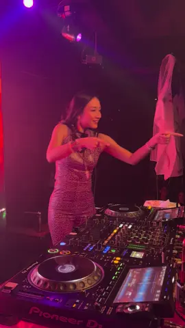 Eh eh eh bang Joni, mana nih yang namanya Jono🤣🤣🤣#djusa #dj  #clubmalam  #jakarta 