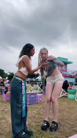 Có ai đã đi Waterbom cuối tuần này không? 👀💦🔫 dc : @LOY 🇻🇳 #xuhongtiktok #xuhong #waterbombhcmc2025 #trends #viral #tiktokdance 