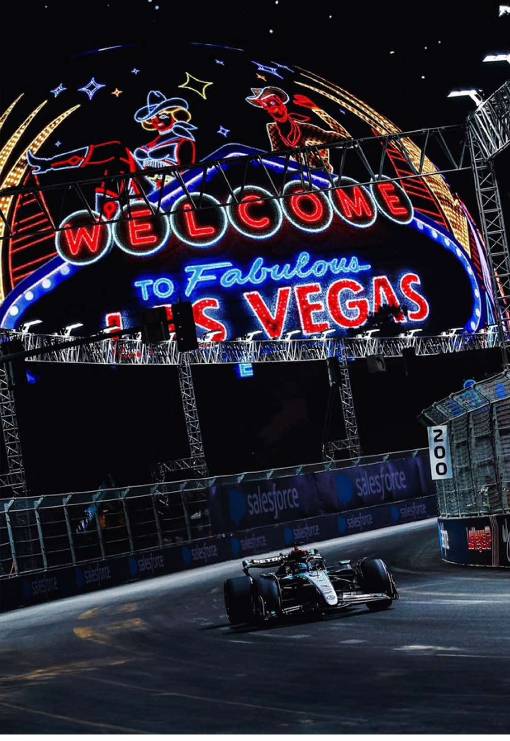 WE ARE BACK! Las Vegas Babyyyyy | Who’s gonna win this one? | Check out my SFX pack in bio #lasvegasgp #f1edit #f1 #formula1 #fyp 