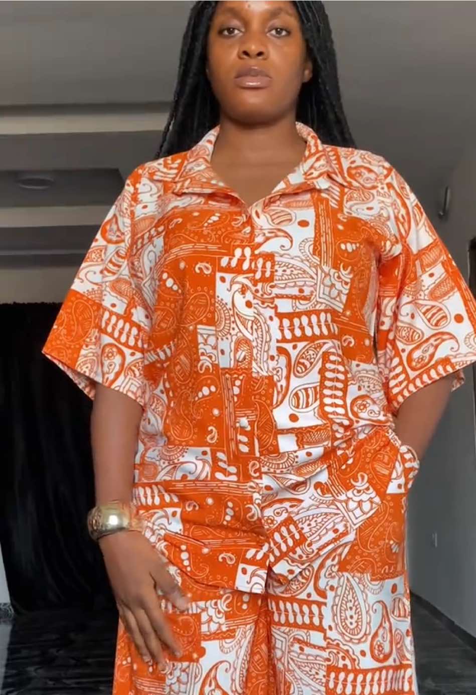 Free size two piece set🤍 Available in this exact print and other prints  🏷️:23,000 Size 16-20 🏷️:26,000 #twopieceset #fashiontiktok #baggypants #outfitinspo #fashion 