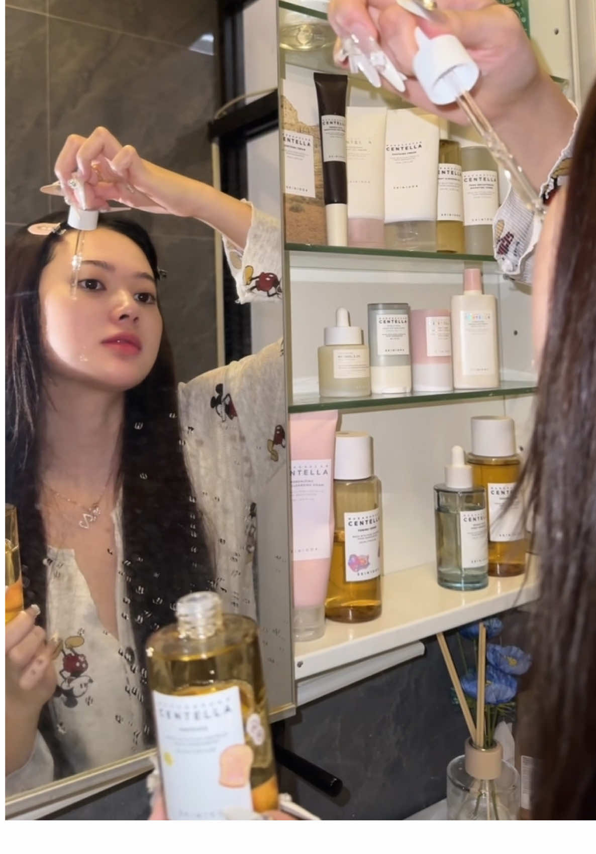 🛍️ SKIN1004 Brand Day datang lagi!  📅 18–19 Nov di TikTok ✨ Dapatkan exclusive bundles + free gifts, jangan sampai ketinggalan ya ! 💛  #SKIN1004xWilona #FindCalmInNaturesWay   @skin1004_indonesia @skin1004official 