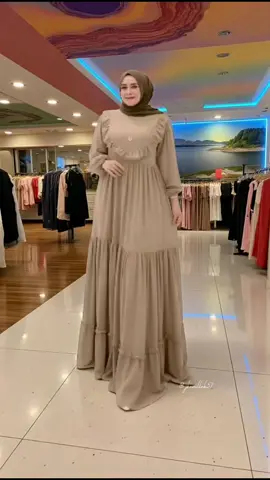 Gamis Rempel - Gamis Putih Rempel Susun Abaya Rempel Crinkle Airflow #gamis #abaya #dress #muslimah #lebaran 