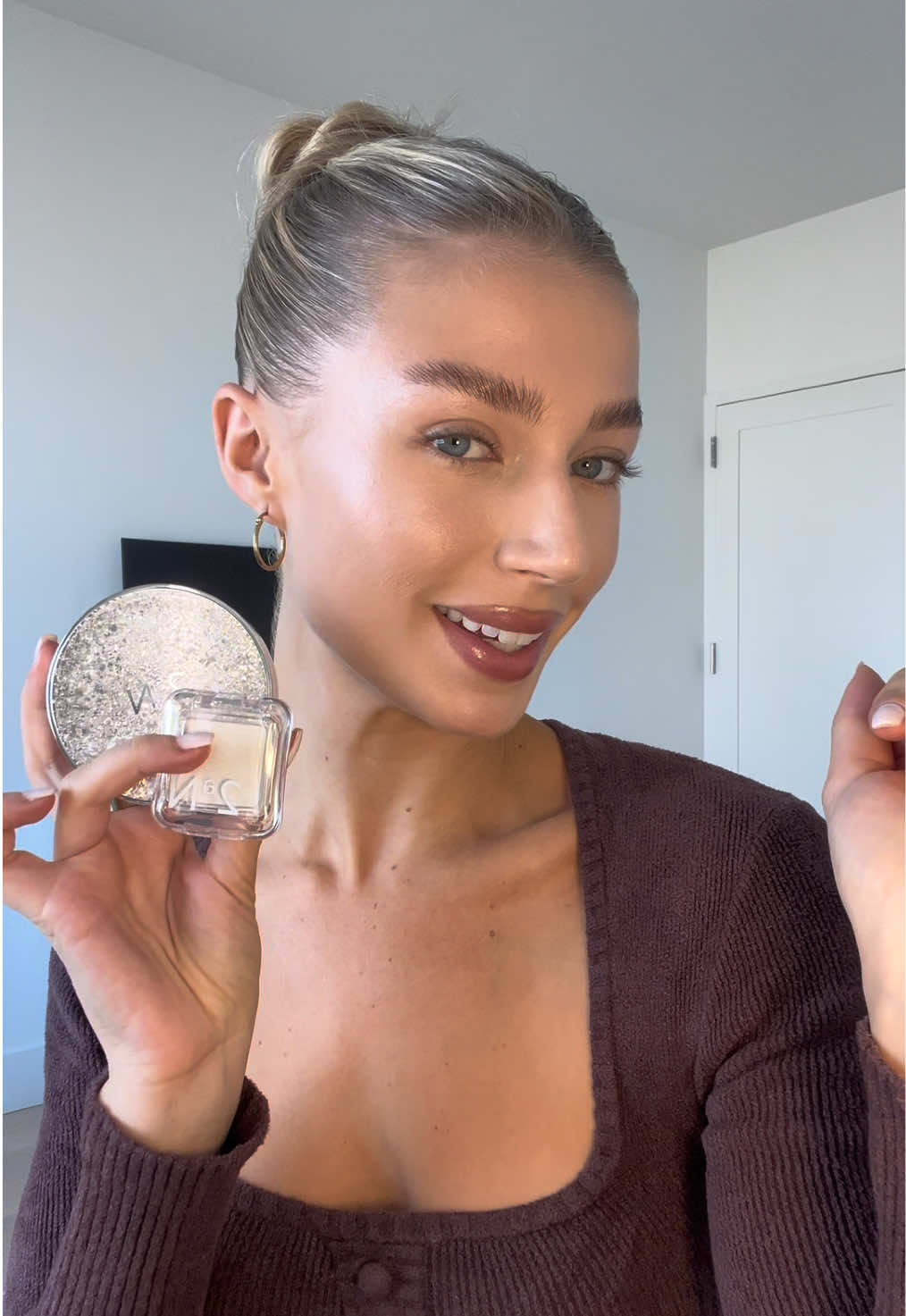 Makeup mistaken for skincare @2aN Official #2an #2ancushion #kbeauty #koreanglassskin #2anglassskin