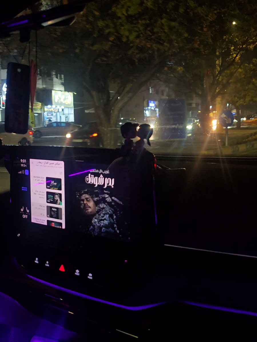 بَـــــحـــر شـــوقــك .  ‏مَا زلت مَجهولا وَ حُبّك يَكبُر ‏ و أجوب هذا الليل فيكَ أفكِّر ‏ متَسَائلا عني و لست أدلّني ‏ و أعود مَجهول الخُطى أتَعَثَّر ‏ يا شَاغِل العَينين كيفَ سَلَبتَني ووَقَعت في مَحظور مَا أتحَذَّر #comedia  #jordan  #fyp  #duet  #viral  @Wesam Ne hreshat  @𝖆𝖇𝖔 𝖋𝖆𝖑𝖊𝖍  @نوار شطناوي 