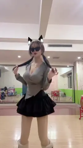 naik turun ahhh  #cewekjoget #cewekjepang #cewekcantik #cewekjoget #fyppppppppppppppppppppppp 