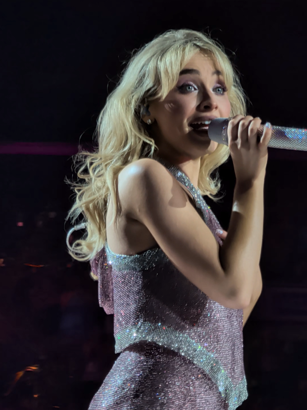 Sabrina Carpenter performing Please Please Please at the crypto.com arena in #LA night 1 #sabrinacarpenter #pleasepleaseplease 