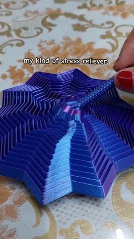 my kind of stress reliever. #stressreliever #spiralillusion #3dprintedspiral 