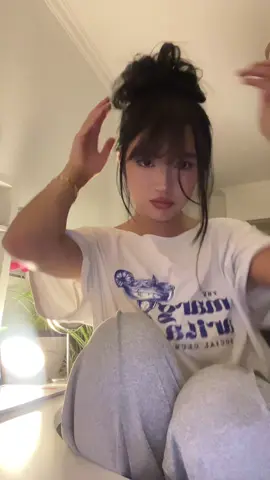 should i cut bangs??!!? #help 