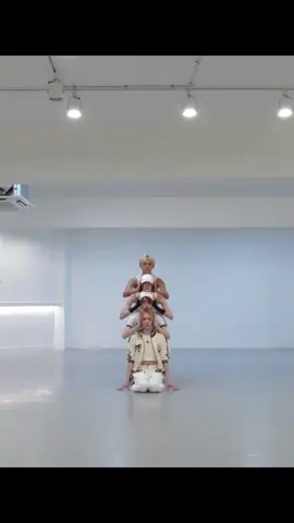 #XLOV #엑스러브 #XLOV_Biiip #dancepractice #idolvisions 