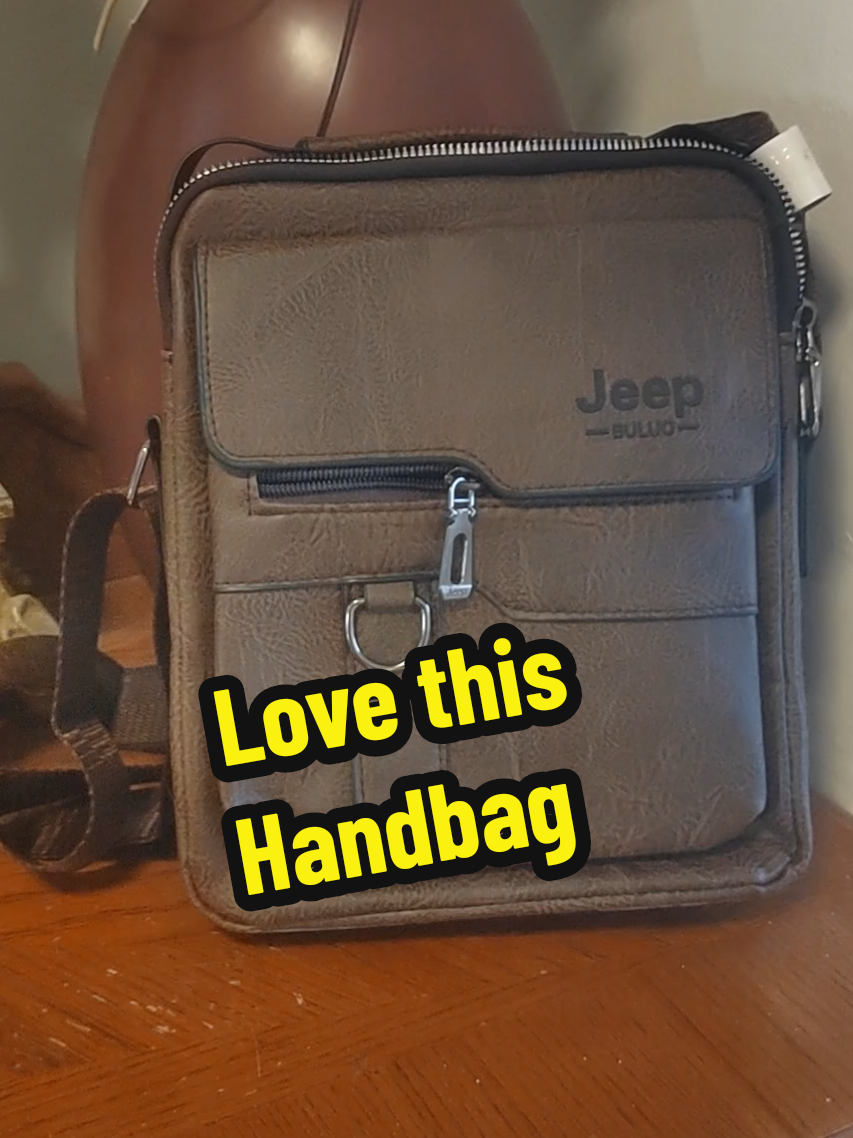 Beautiful handy hand bag #foryou #tiktok #travel #airport #professional 