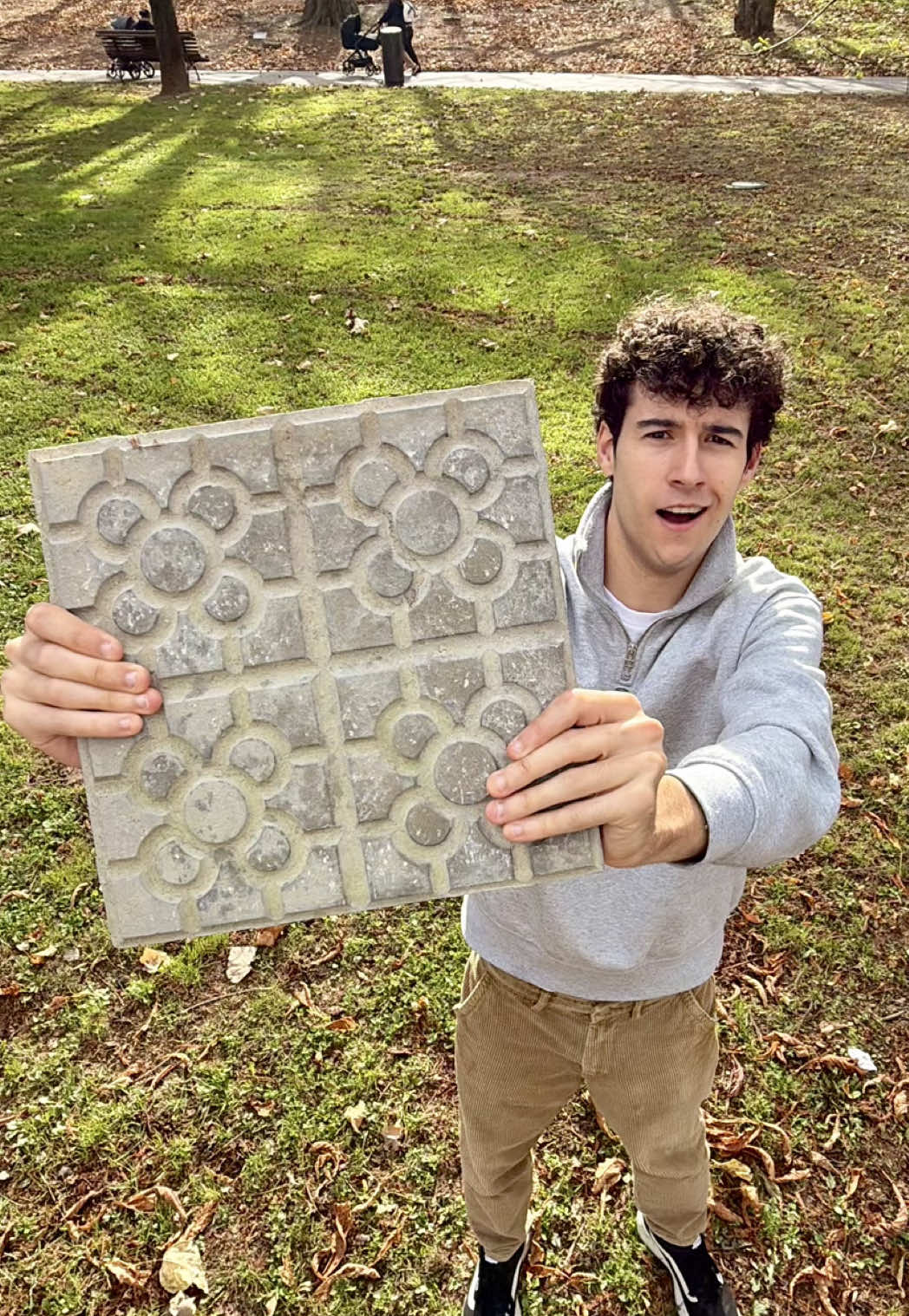 ¿Catalana o vasca? 🤨  #bilbao #barcelona #baldosa #euskera #euskara #catalan #catala #catalunya #curiosidades #paisvasco #eh #zuretzat #peratu #parati 