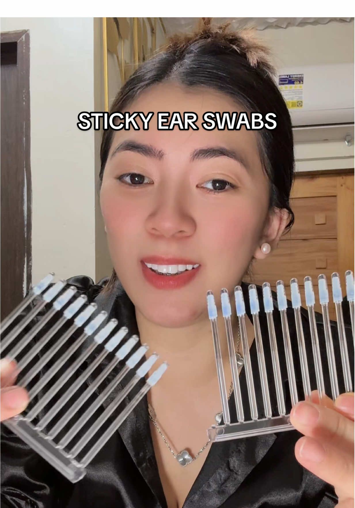 Sticky ear swabs #earswab #stickyearswabs 