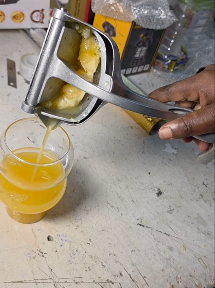 ❇️Heavy Manual Juicer Fruit Press  ✅Material; Stainless Steel  ✅Ksh 1200  #manualjuicer #fruitpress 