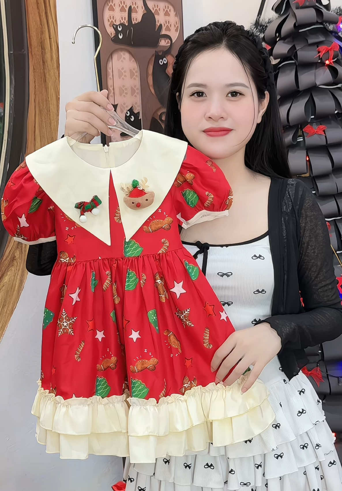 Váy noel đỏ cho bé gái #thoitrangtreem #vayxinhchobe #vaybegai #phamdiutb 