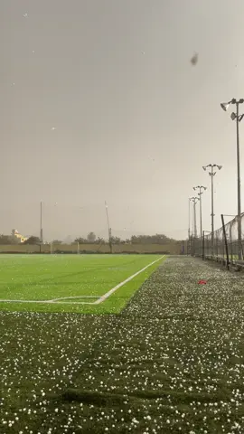 ❤️⚽️🌨️#مطر #برد #شتاء #كورة #ابداع #الطائف_الان #الطائف_الان #امطار_الطائف_الان #ملاعب 