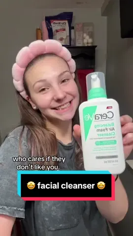 Not just washing my face… resetting my whole day.💚😊@CeraVe Offical Account #skincare #stockingstuffer #tiktokshopblackfriday #cerave #facewash 